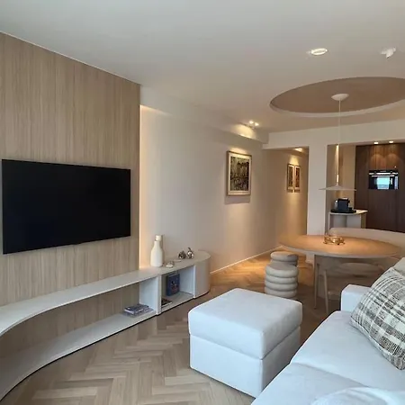 Luxe Met Adembenemend Uitzicht Op Zee